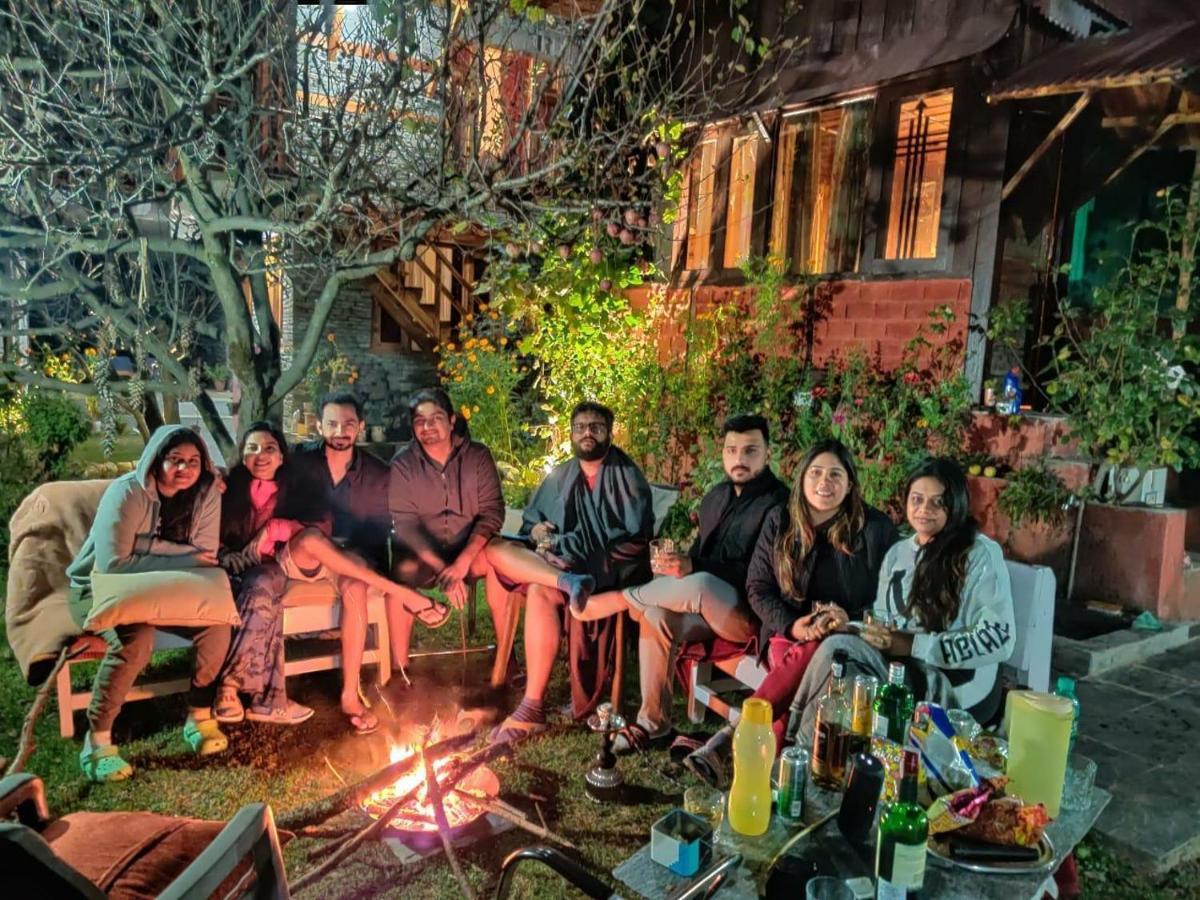 Ishan Log Huts-A Boutique Home Stay Banjār Εξωτερικό φωτογραφία