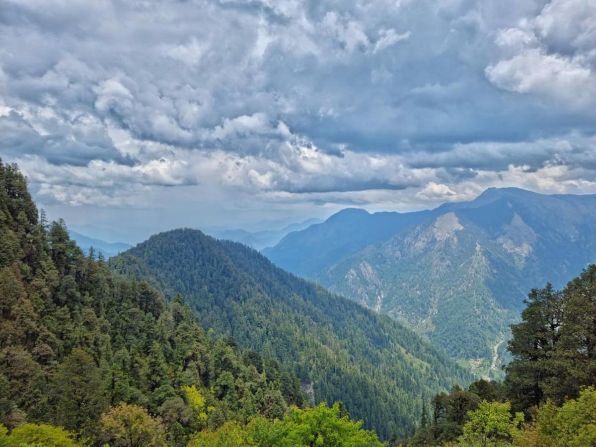 Ishan Log Huts-A Boutique Home Stay Banjār Εξωτερικό φωτογραφία