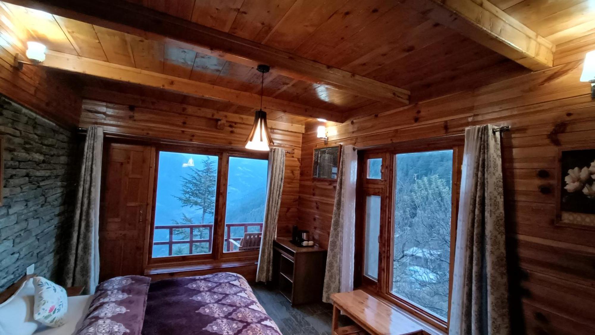 Ishan Log Huts-A Boutique Home Stay Banjār Εξωτερικό φωτογραφία
